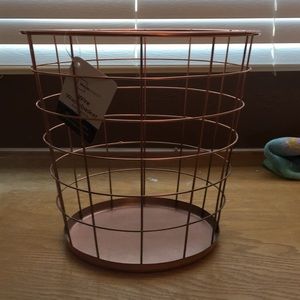 rose gold trashcan